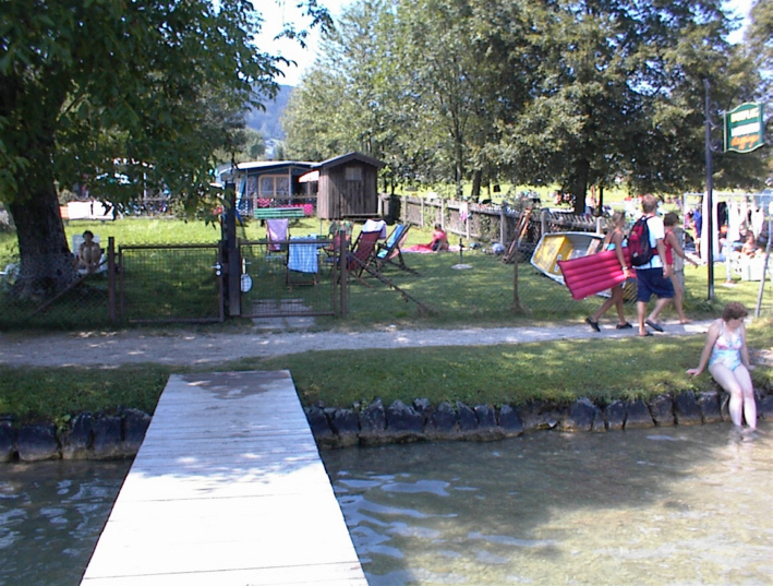 Badeplatz_vom_See_aus