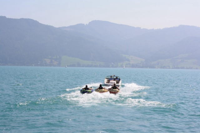 Wasserspass mit Reifen